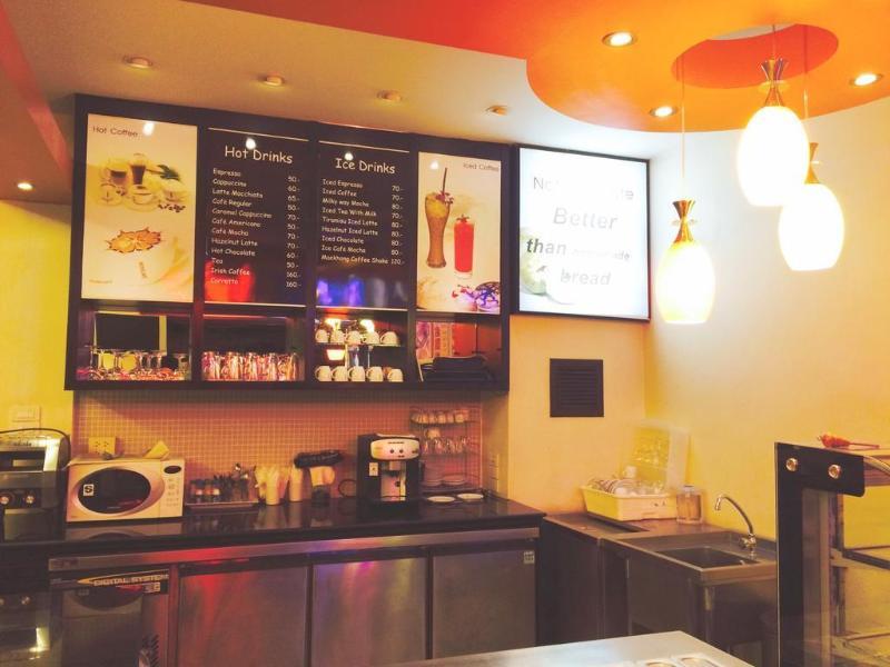 Enjoy'S Beach House & Cafe' Ban Karon Exteriör bild