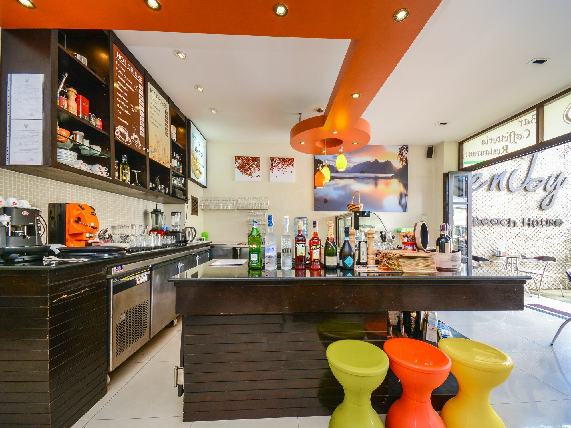 Enjoy'S Beach House & Cafe' Ban Karon Exteriör bild